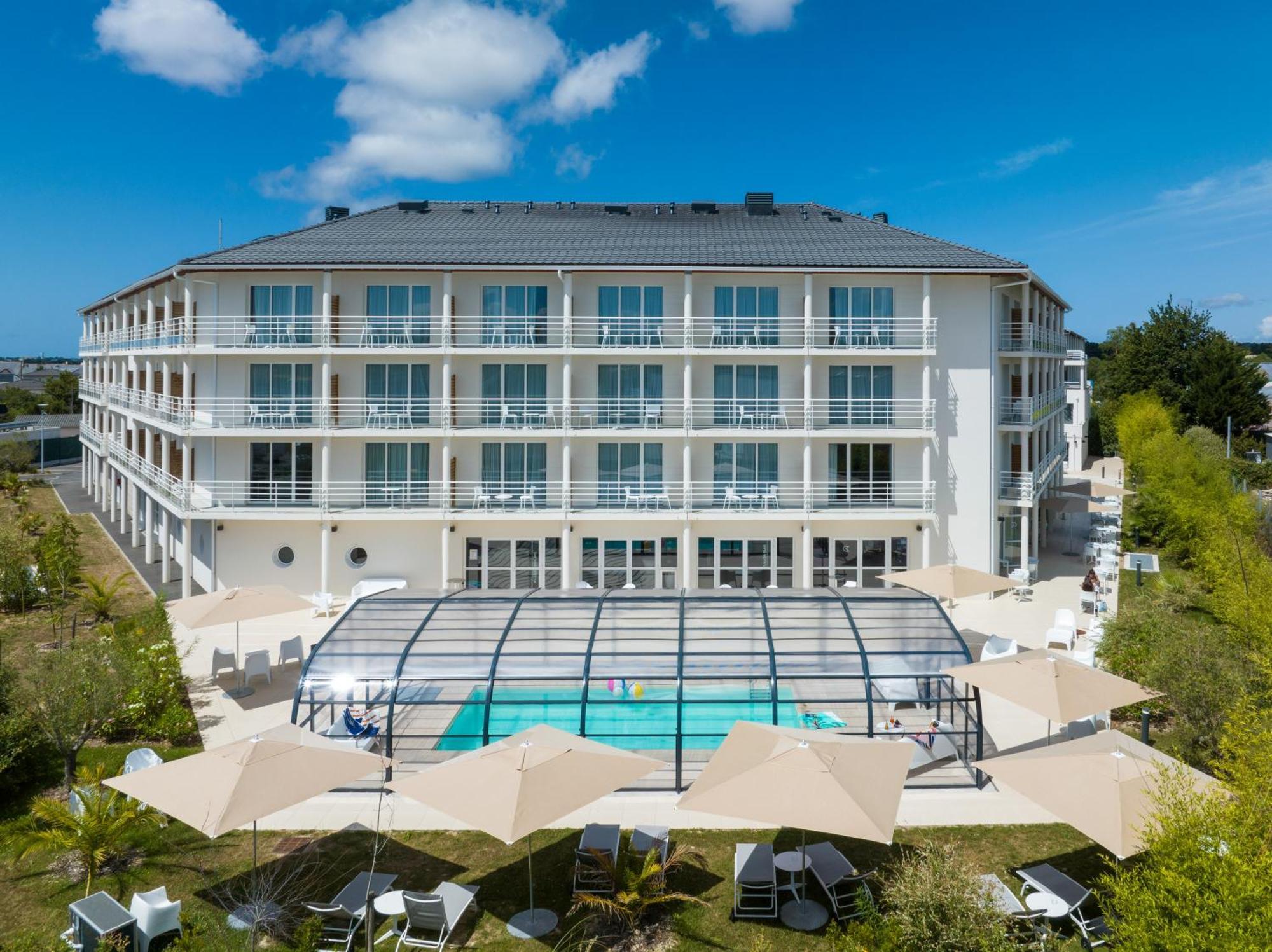 Golden Tulip Hotel
