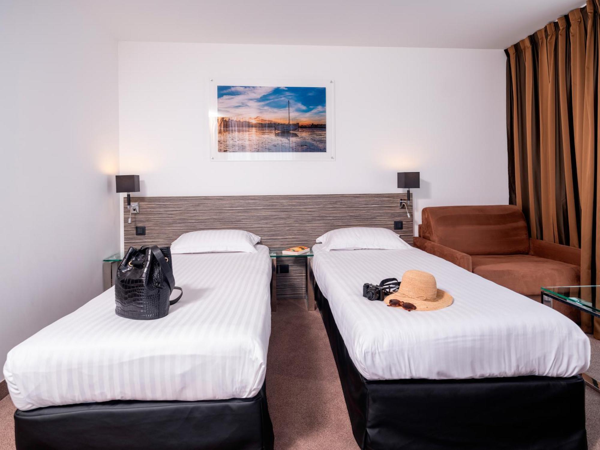 Hotel Golden Tulip 4*