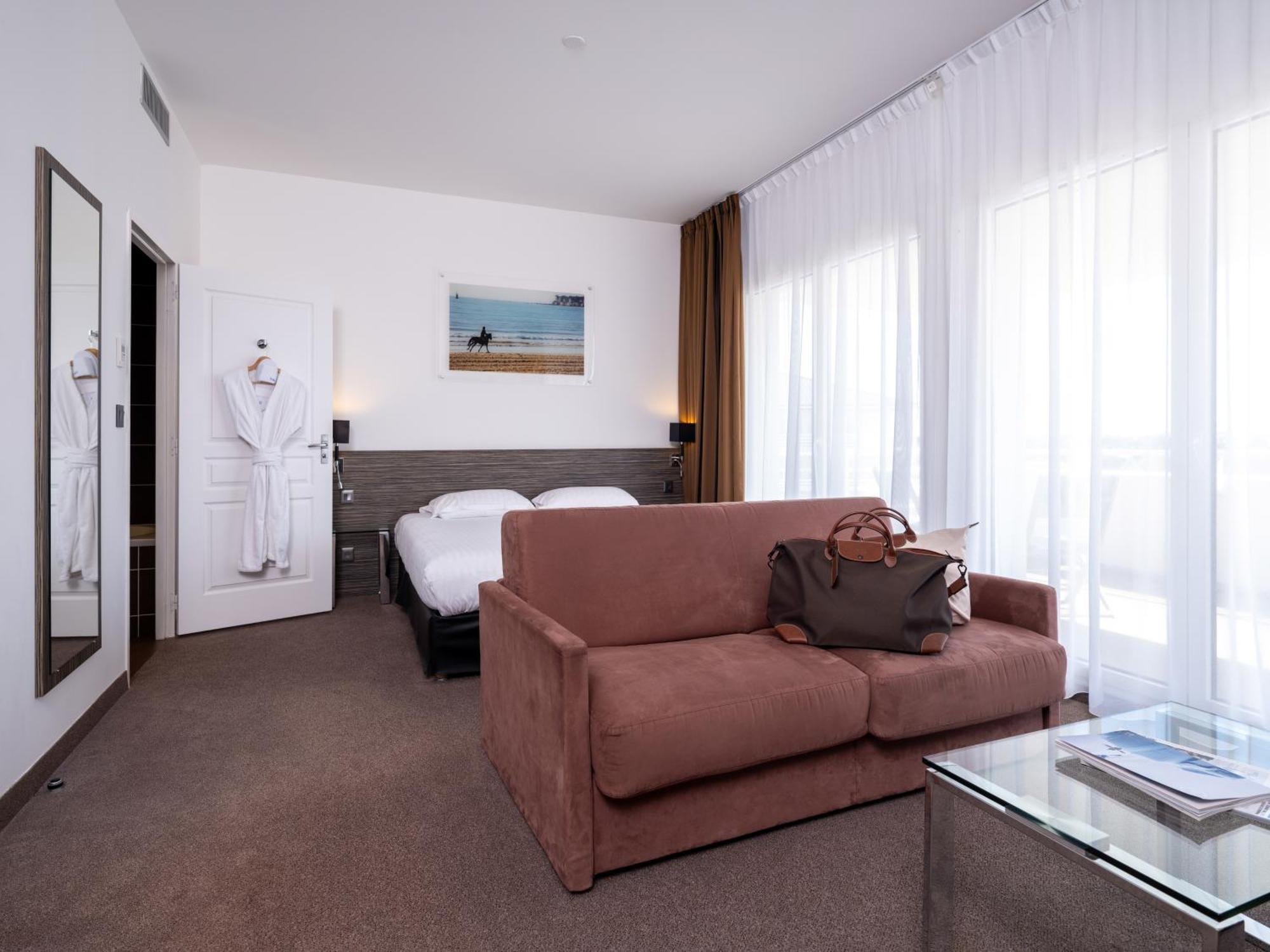 Hotel Golden Tulip