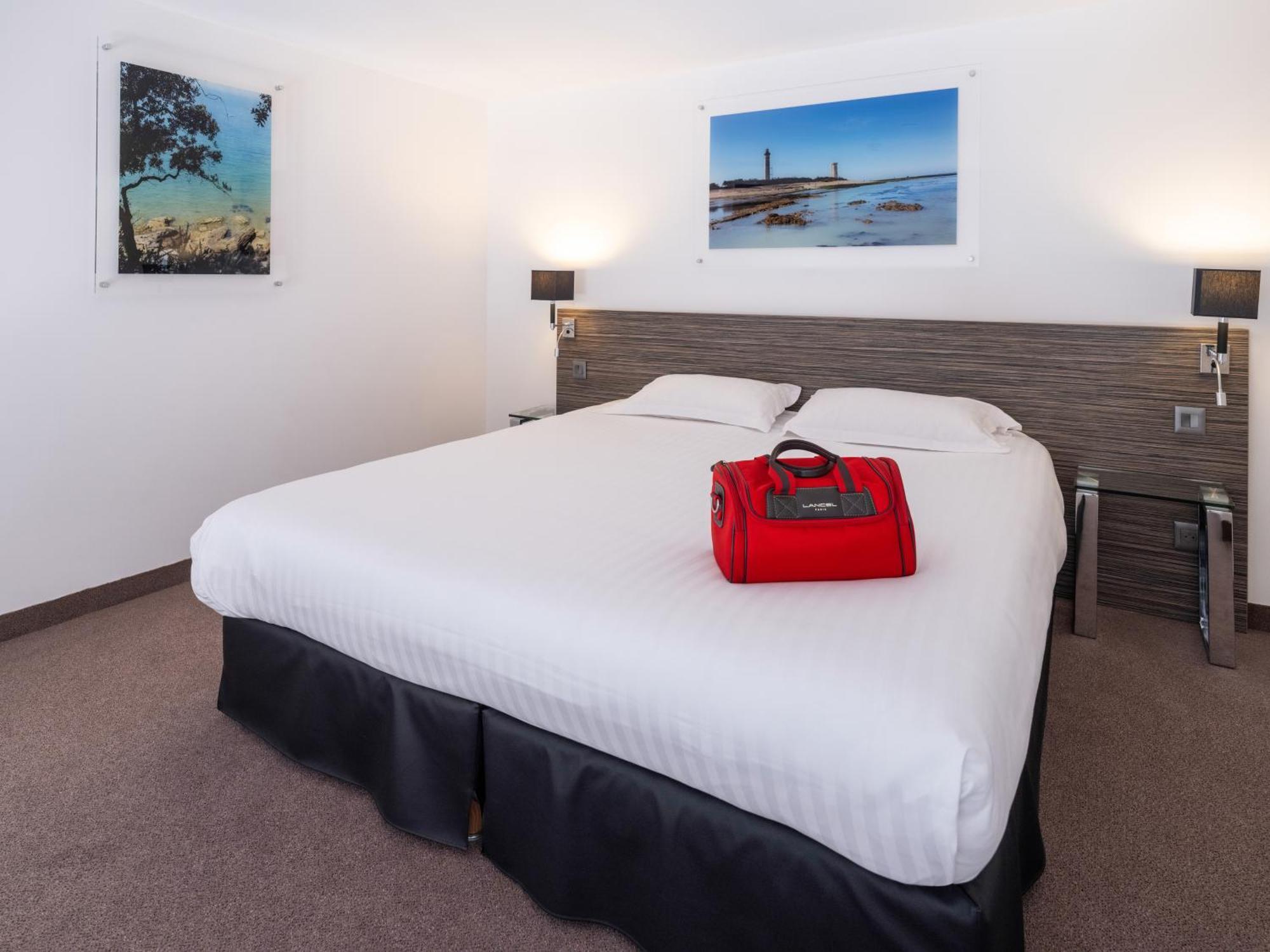 Golden Tulip Hotel